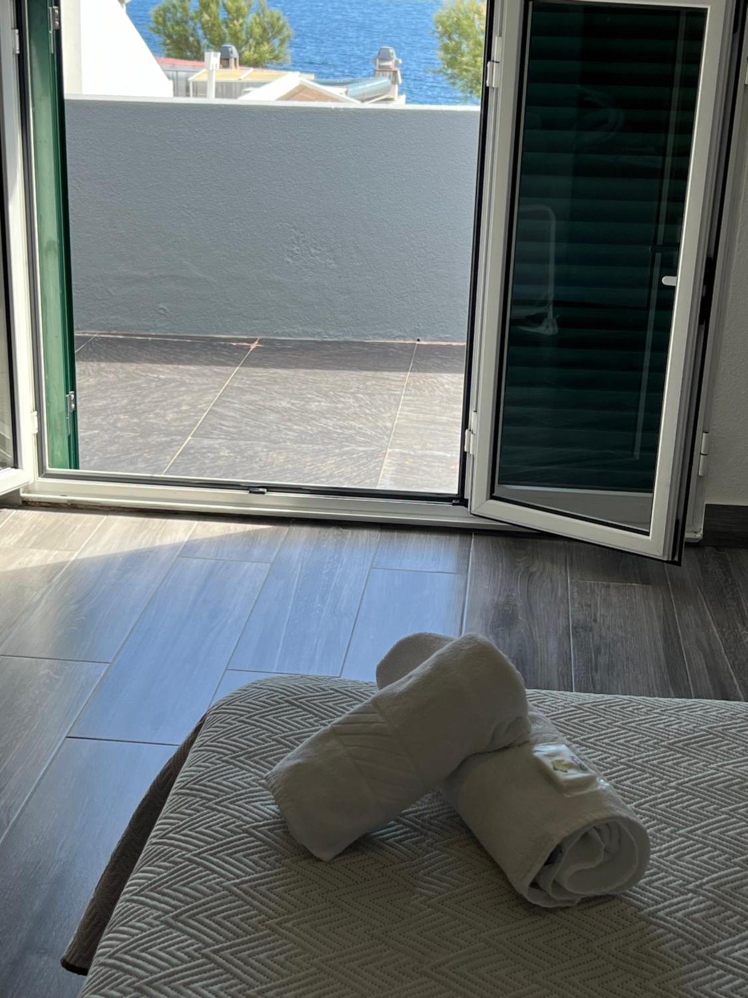 Casa A 2 Minutos A Pe De Piscina Natural Ponta Delgada المظهر الخارجي الصورة