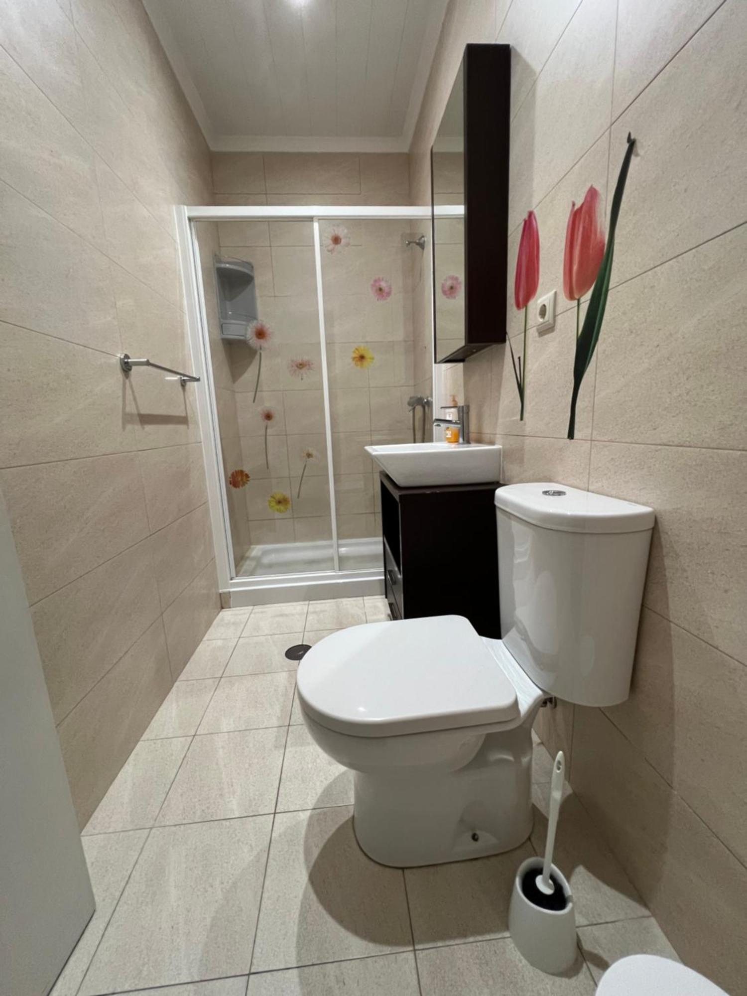 Casa A 2 Minutos A Pe De Piscina Natural Ponta Delgada المظهر الخارجي الصورة